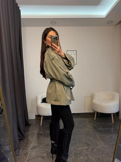 Haki Renk Apolet Detaylı Kısa Trenç