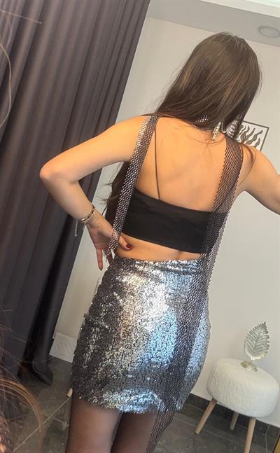 Mini Dekolteli Payetli Elbise