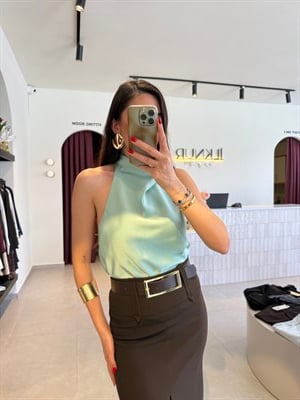 Mintyeşili Halter Yaka Saten Bluz