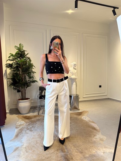 Önü Taşlı Crop Bluz 