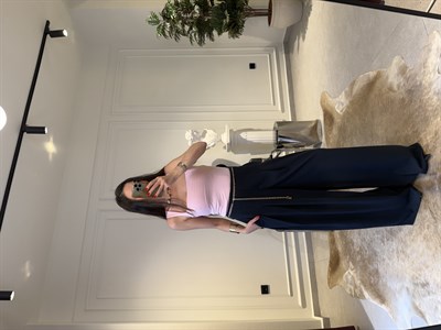 Pembe Kare Yaka Askılı Bluz