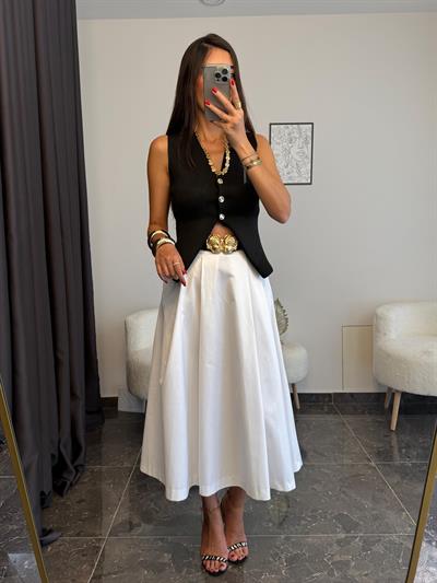 Siyah Düğmeli Kolsuz Yelek