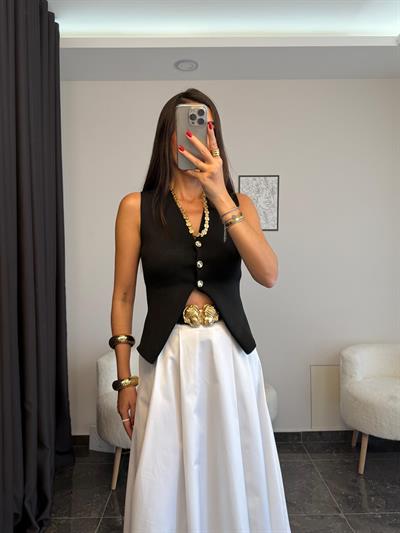 Siyah Düğmeli Kolsuz Yelek