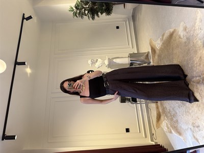 Siyah Kare Yaka Askılı Bluz