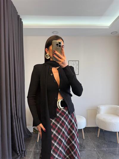 Siyah Şal Detaylı Fitilli Triko 