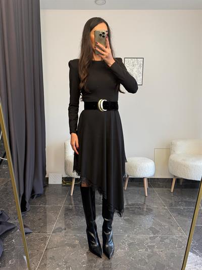 Vatkalı Dantel Detaylı Viskon Elbise