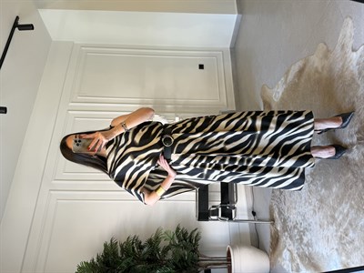 Zebra Desen Bluz Kemerli Etek Takımı