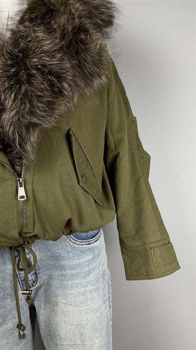 Kürk Yakalı Kısa Parka Mont