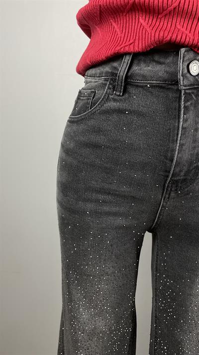 Taş Detaylı Boru Paça Ligralı Jean