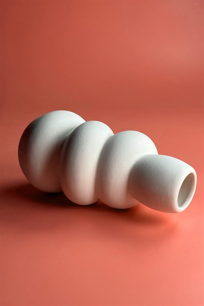 Asimetrik Halka Vazo Seramik Bisküvi