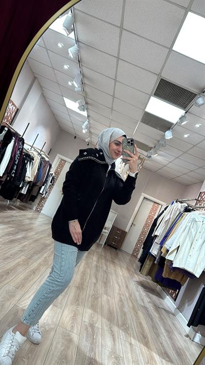 Yaka Taşlı Fermuarlı Hırka