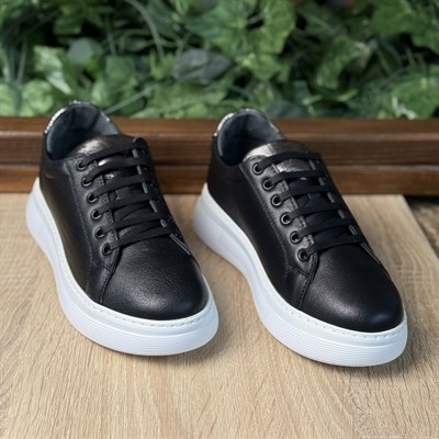 HAKİKİ DERİ ORTOPEDİK SİYAH KADIN SNEAKER AYAKKABI M4719