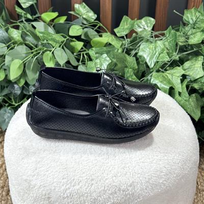 BAĞCIK DETAYLI DELİKLİ KLASİK BABET M1198