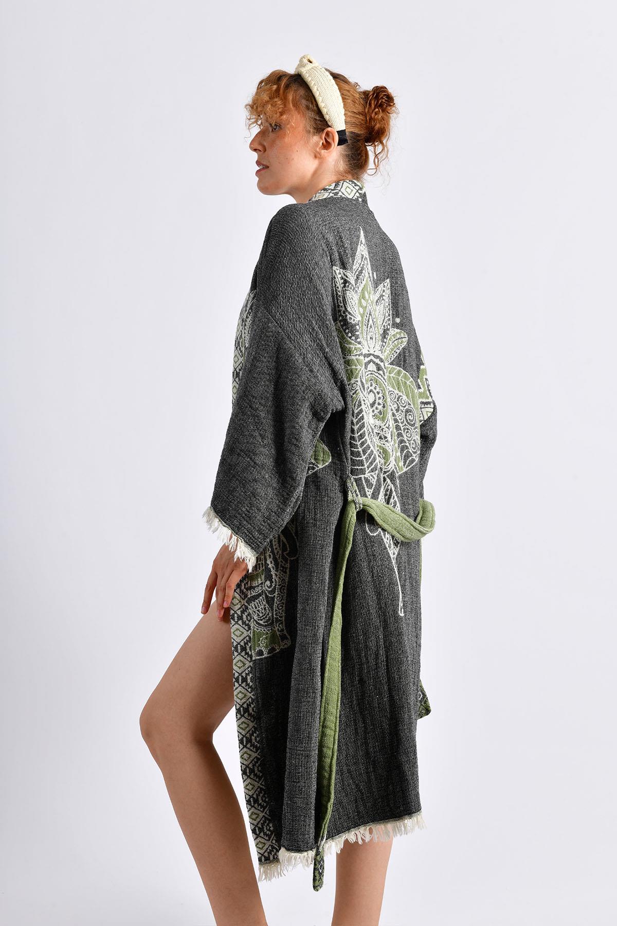 Green Black Elephant Kimono | BRANDSMITHS