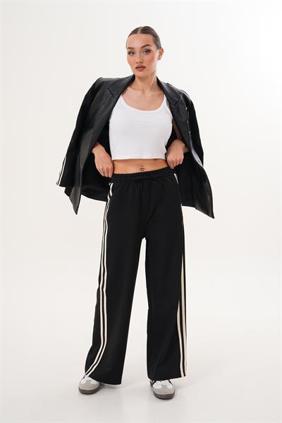 Siyah Yan Çizgili Rahat Fit Pantolon