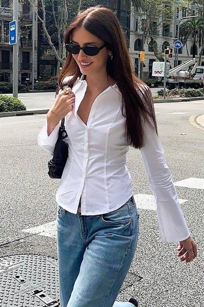 Beyaz Dar Kesim İspanyol Kol Poplin Y2K Gömlek