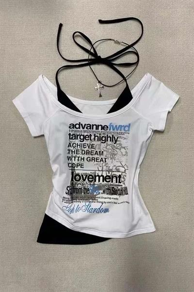 Beyaz Target Highly Lovement Madonna Yaka Ek Askılı Kısa Kollu Full Body Crop