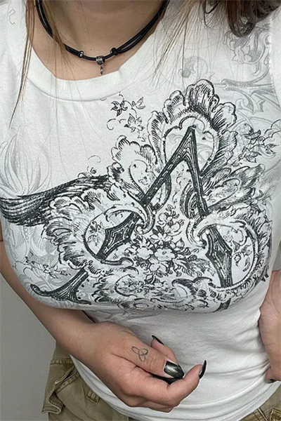 Beyaz Vintage Punk Patterned Kısa Kollu Crop
