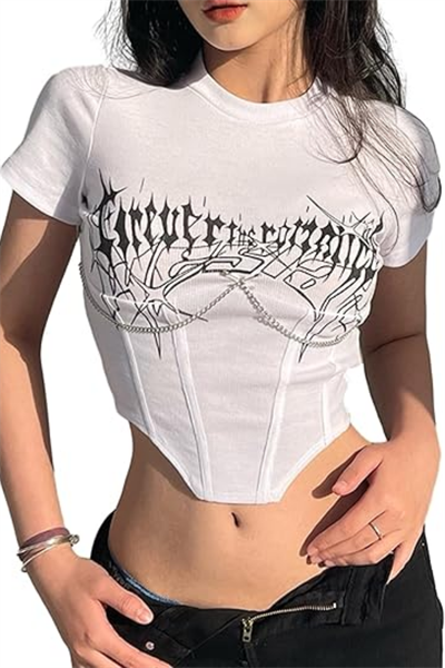 Beyaz Zincir Detaylı Üçgen Kesim Gothic Yarım T-Shirt