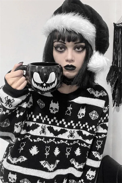 Etnik Siyah Gothic Desenli Oversize Kazak