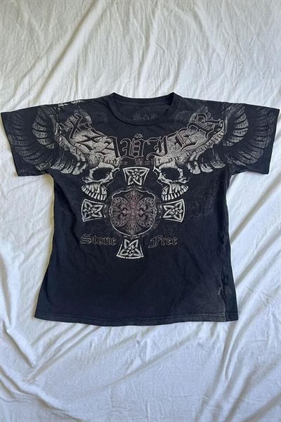 Füme Gotik Stone Free Winged Skull Cyber Grunge Unisex T-Shirt