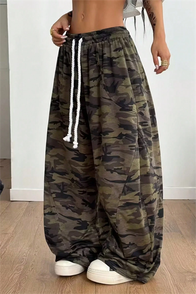 Füme Kamuflaj Desenli Oversize Eşofman Altı