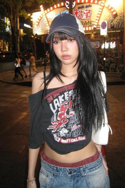 Füme Lakeside Omuz Dekolteli Askılı Y2K Kısa Kollu Crop