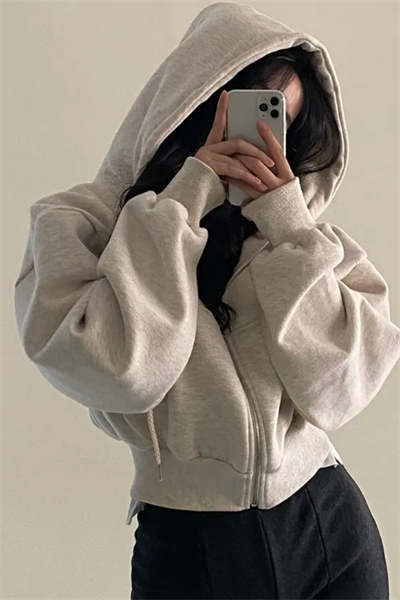 Gri Kalın Kumaş Kapüşonlu Crop Hırka