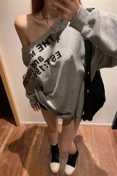 Gri Melanj The Mershier Omuz Dekolteli Y2K Sweatshirt