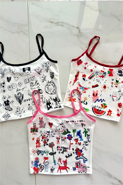 Hello Kitty Collage Mix Şeritli Y2K Askılı Crop