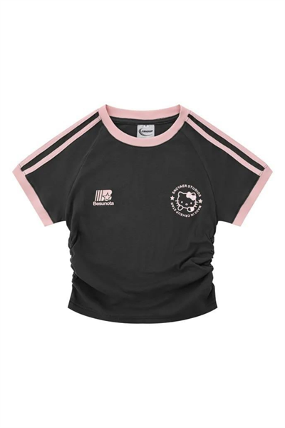 Hello Kitty Sports Şerit Y2K Kısa Kollu Crop