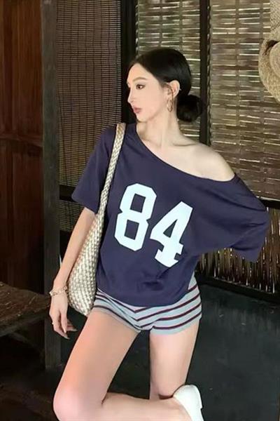Lacivert 84 Number Salaş Omuz Dekolteli Off-Shoulder T-Shirt