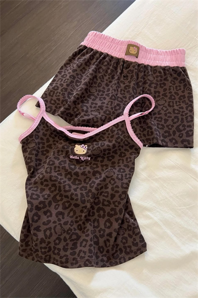 Leopar Kiss Kahverengi Hello Kitty Alt Üst Takım