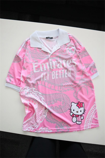 Pembe Hello Kitty Madrid Jersey Pola Yaka T-shirt
