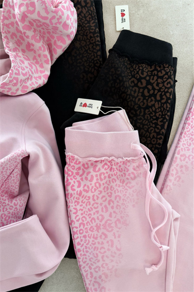 Pembe Vintage Y2K Leopar Takım