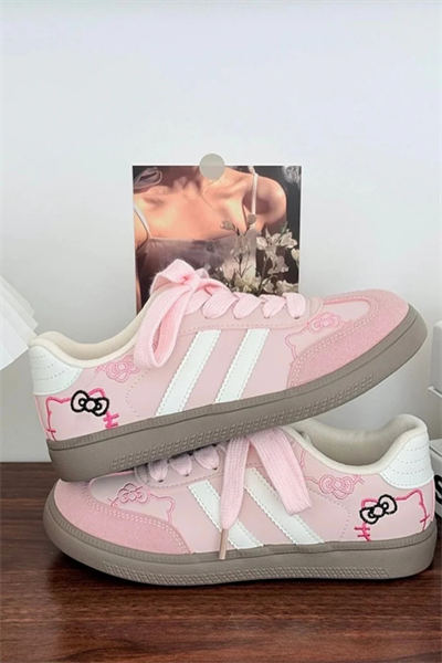 Puffer Pink Hello Kitty Shoes