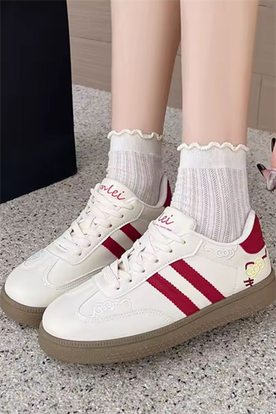 Puffer White Hello Kitty Shoes
