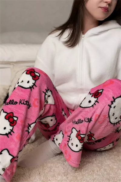 Restock Pembe Hello Kitty Collage Halloween Peluş Eşofman