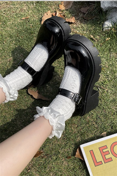 Rugan Yüksek Topuklu Mary Jane Ayakkabı