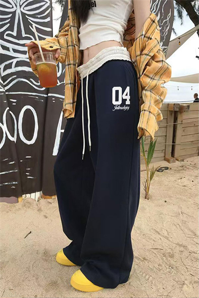 Siyah 04 Number Beyaz Beli Lastikli Y2K Unisex Eşofman