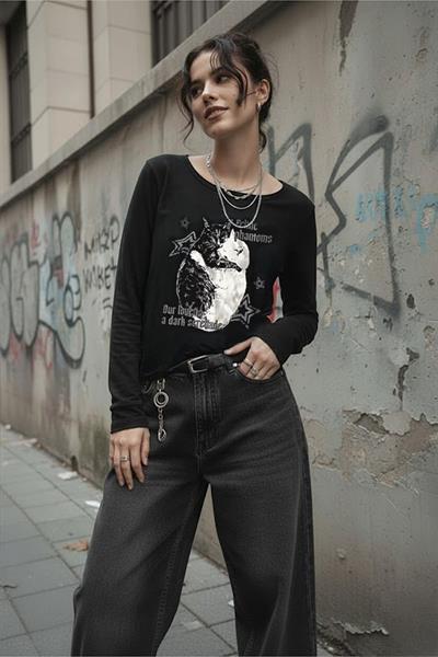 Siyah Balance Cat Our Love Is Gotik Y2K Uzun Kollu Crop