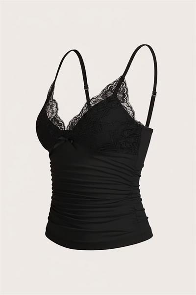 Siyah Dantel Detaylı Fiyonklu Y2K Askılı Crop