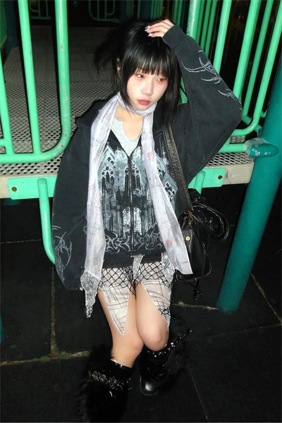 Siyah Gothic Castle Kapüşonlu Unisex Hırka