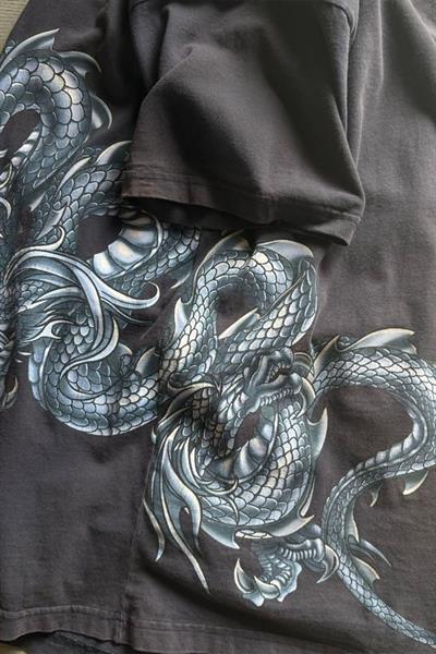 Siyah Silver Dragon Grafitti Harajuku Y2K Unisex T-Shirt