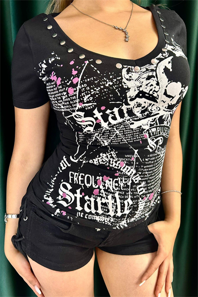 Siyah Startle Kemerli Gotik Kısa Kollu Crop