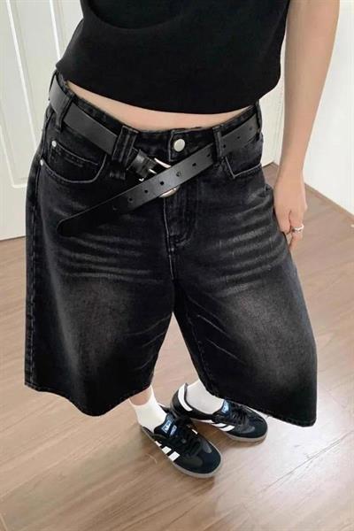 Siyah Yıkamalı Retro Kısa Paçalı Y2K Kot Şortolon