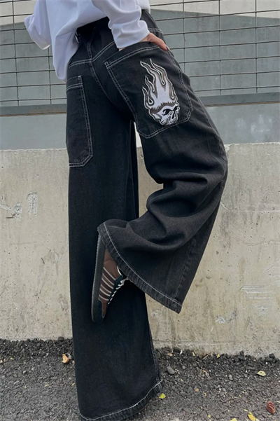 Skull Nakışlı Super Baggy Jean