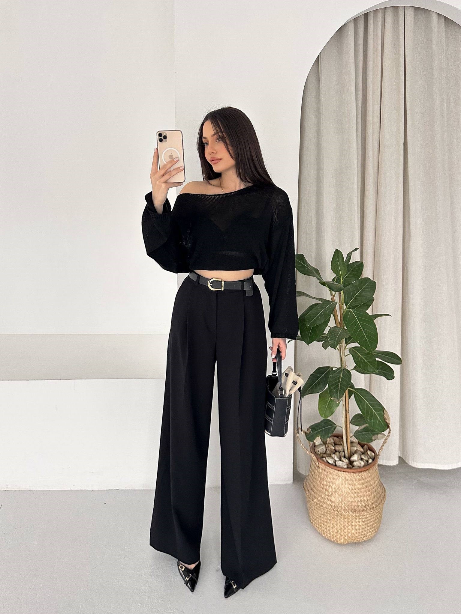 POLİVİSKON KEMERLİ SİYAH PANTALON