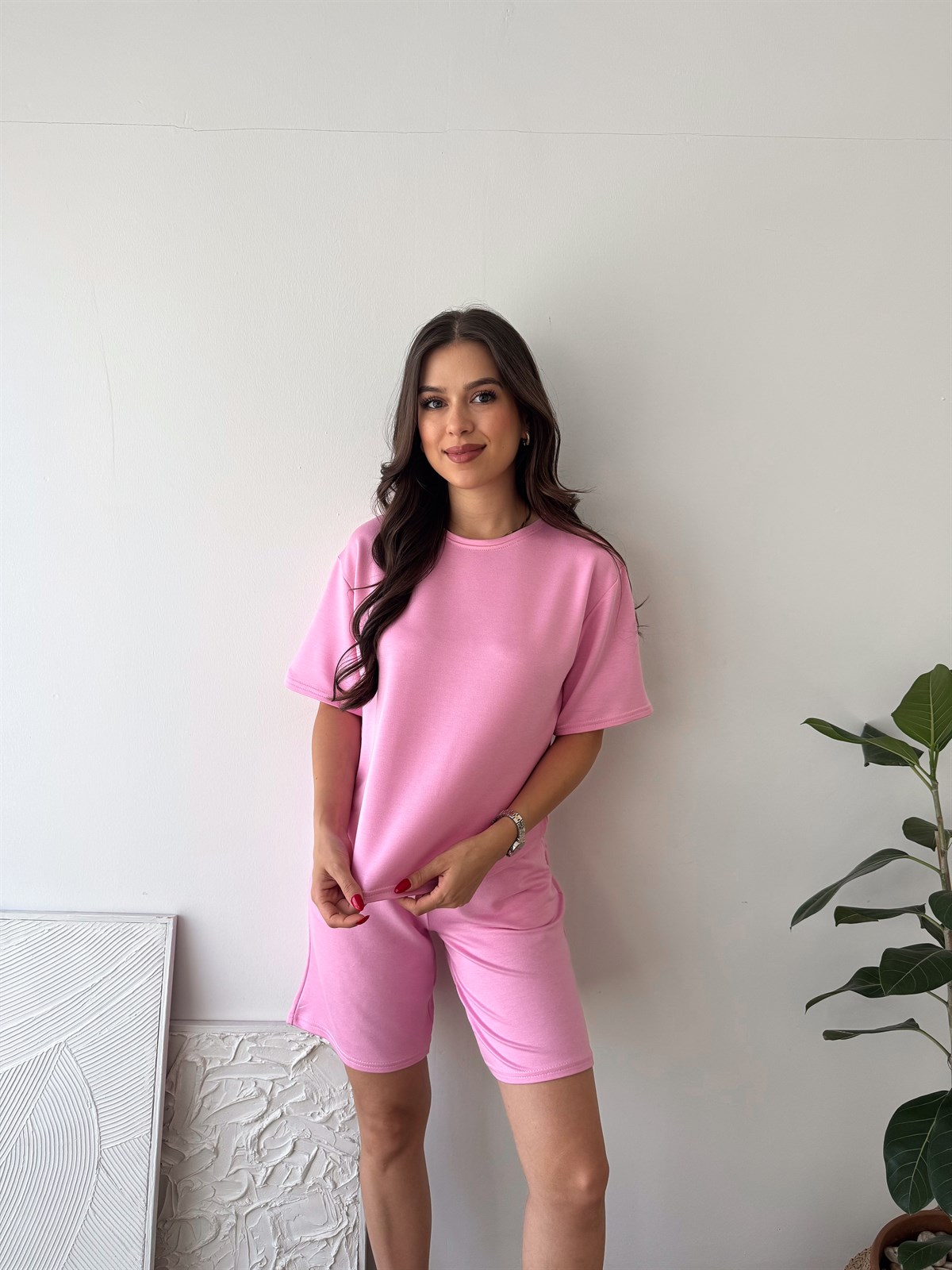KISA ŞORTLU PEMBE TAKIM