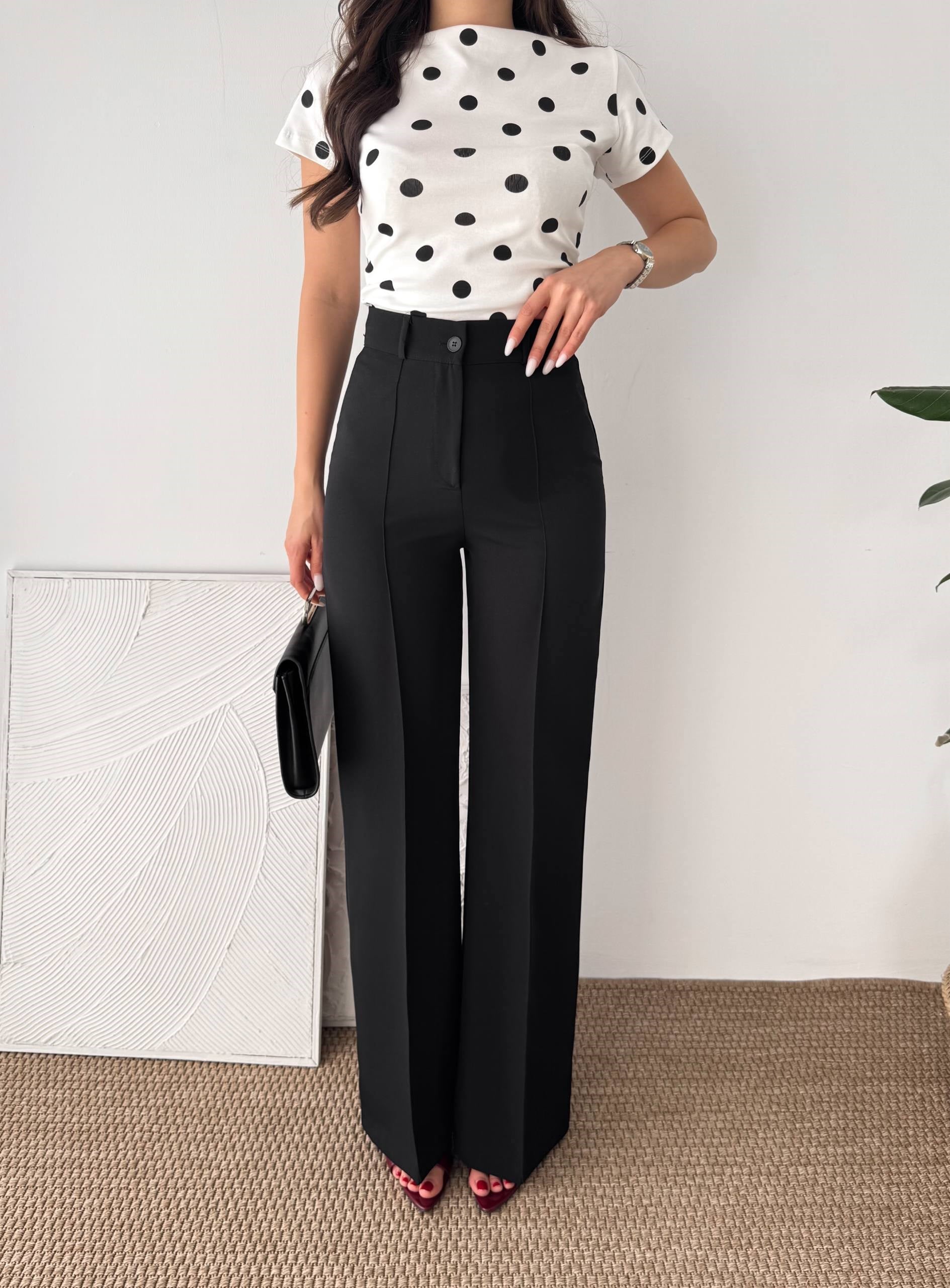 ÇİMA DETAY SİYAH KUMAŞ PANTALON